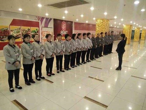 商場(chǎng)保潔